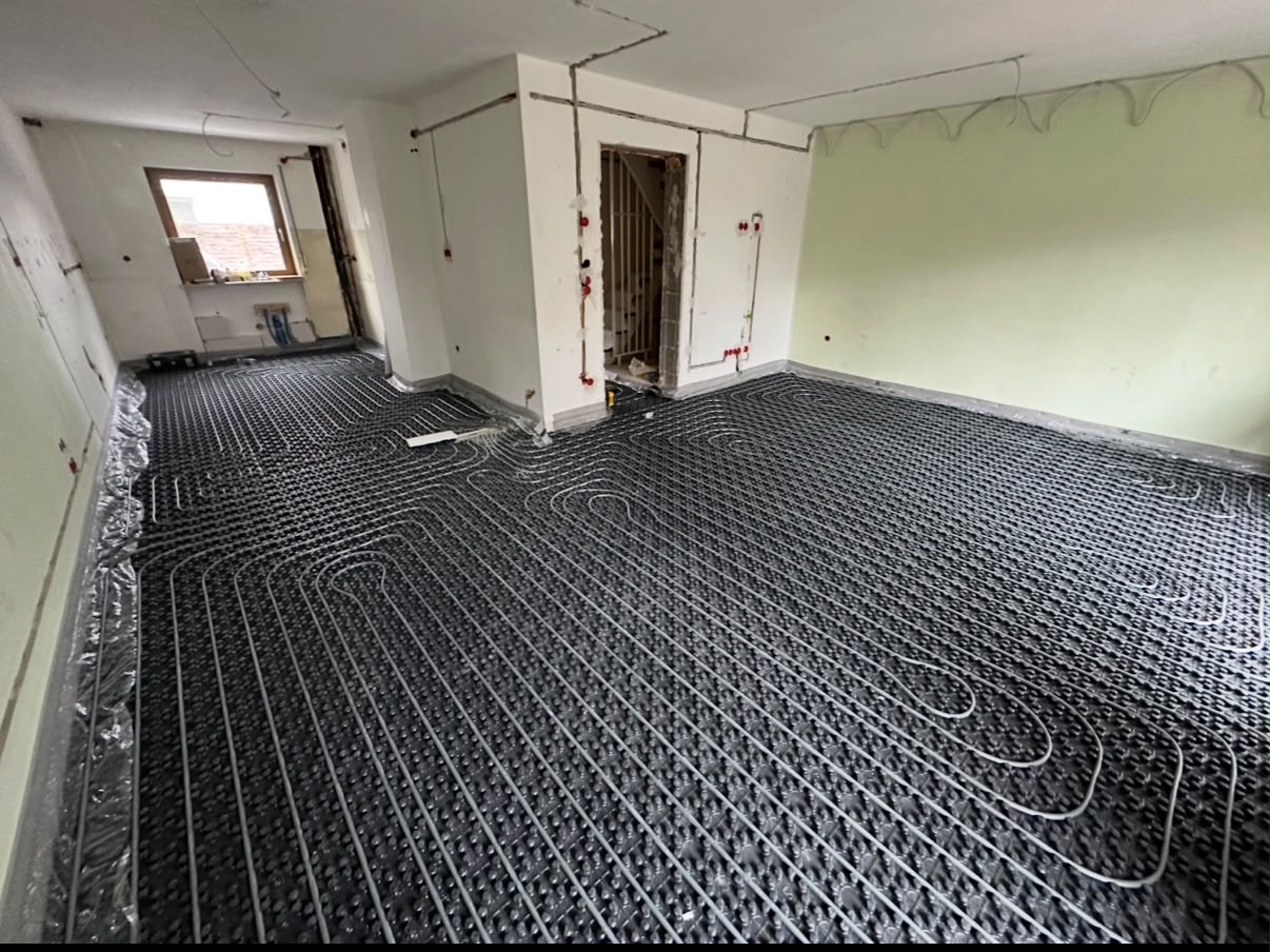 Fußbodenheizung Installation