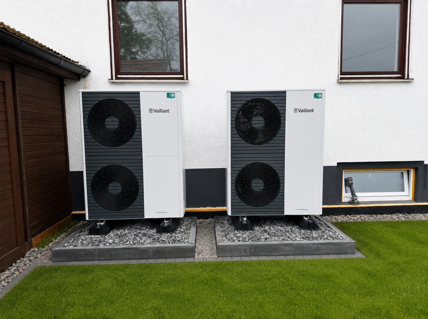 Vaillant aroTHERM plus Kaskadenlösung im Außenbereich